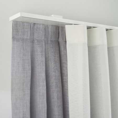 ATENA A PARETE CON STAFFE